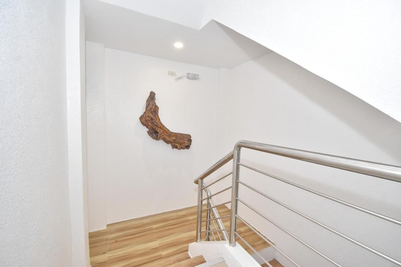 Balabag  Blue Suites Boracay מראה חיצוני תמונה