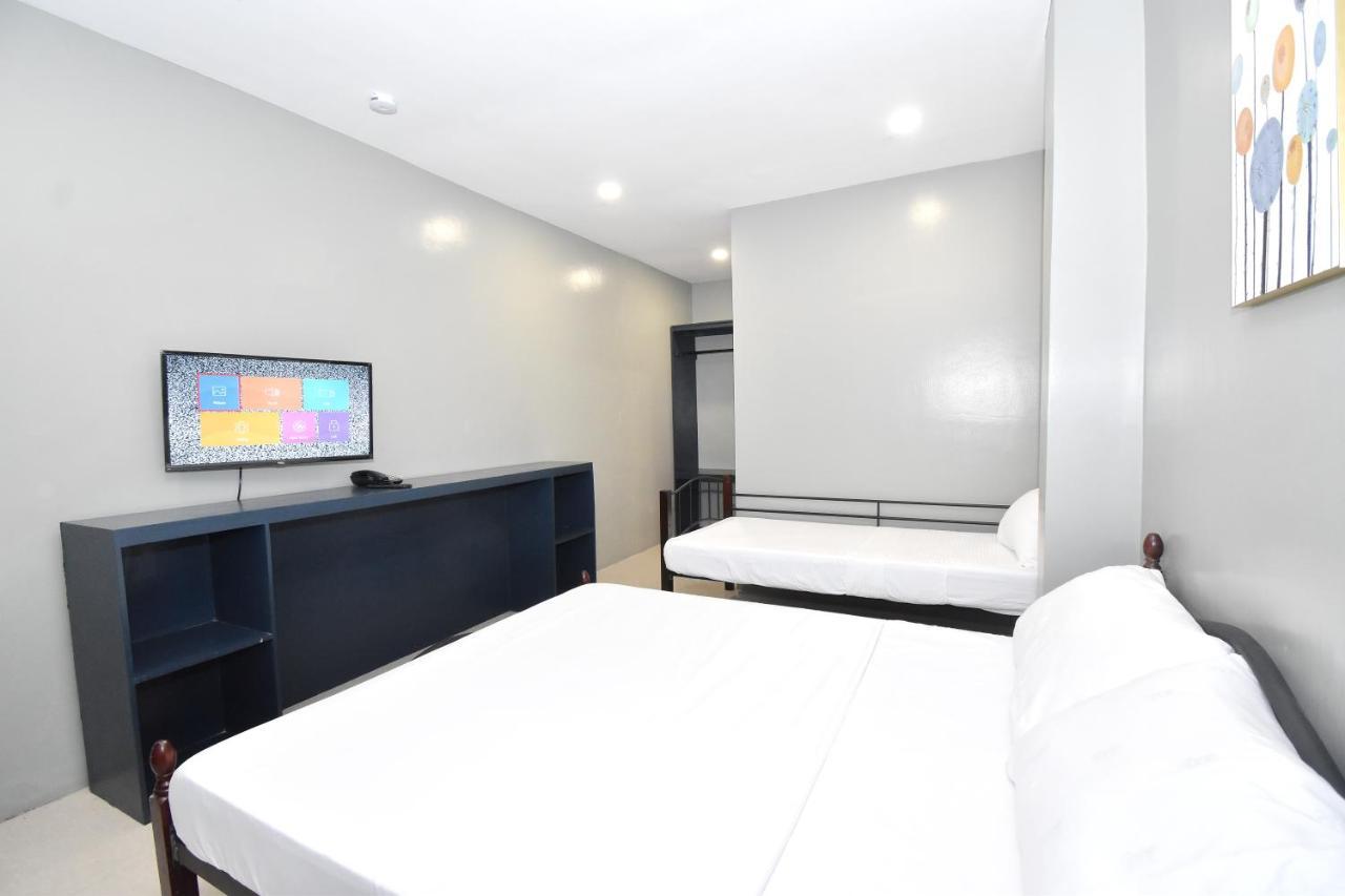 Balabag  Blue Suites Boracay חדר תמונה