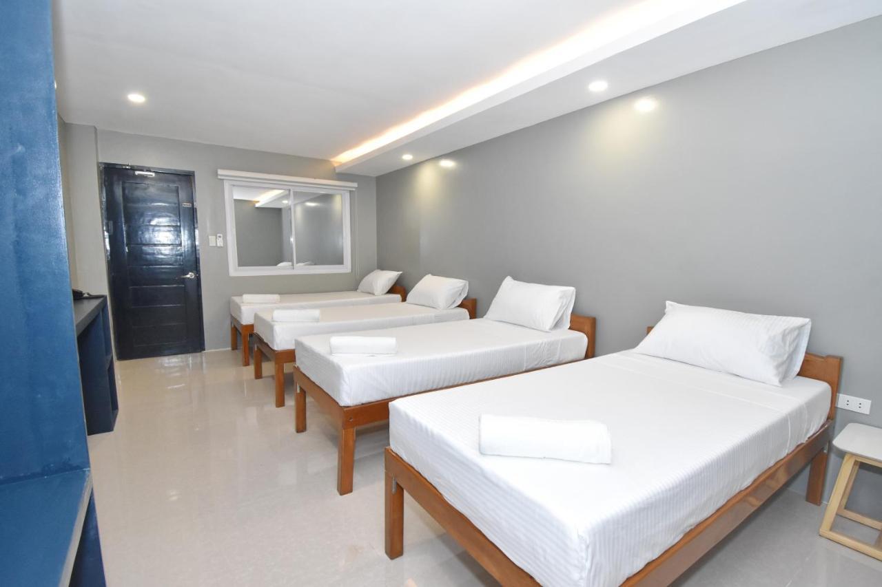 Balabag  Blue Suites Boracay חדר תמונה