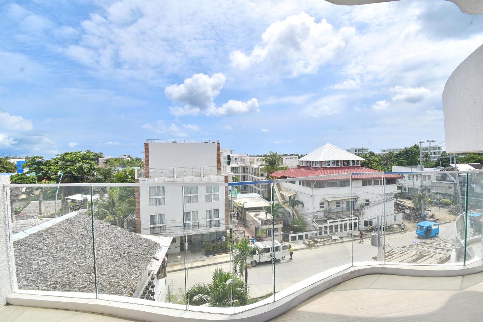 Balabag  Blue Suites Boracay מראה חיצוני תמונה